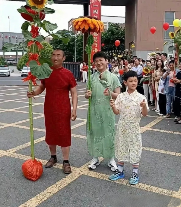 陈先义:从“旗”开得胜、指“腚”能赢到穿连衣裙的男老师