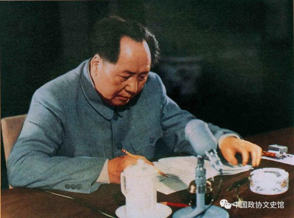 陶鲁笳:毛主席是怎样教我们当省委书记的?