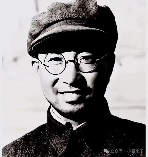 1950年,陈赓当众击毙副主席之子,毛主席一言不发,只送了一箱东西
