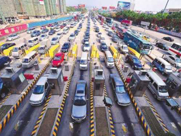 新华社开炮:这些部门敢不敢给公众一个交代?!