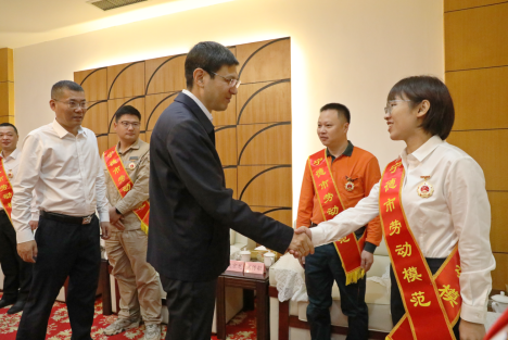 陈先义：一个被百姓称为“真正共产党人”的县委书记