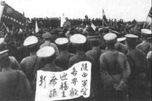 这支国军有太多地下党员而被称为八路半