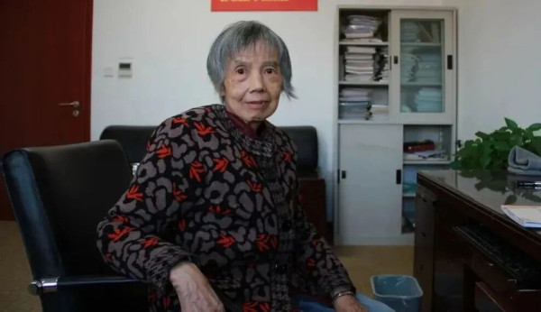 胡伟武：“中国这么大一个国家，怎么能没有自己的CPU呢？”