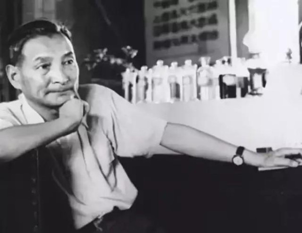 陈云：毛主席非常高明的地方，就是他用哲学思想培养了一代人