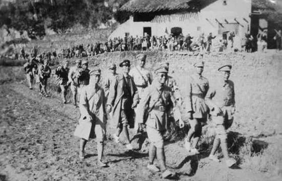 军阀们怎么解决欠饷问题？