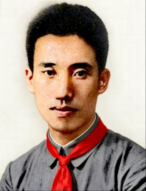 彭湃家三代人：三张戎装照，一部家国史
