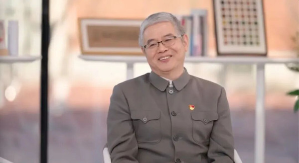胡伟武：“中国这么大一个国家，怎么能没有自己的CPU呢？”