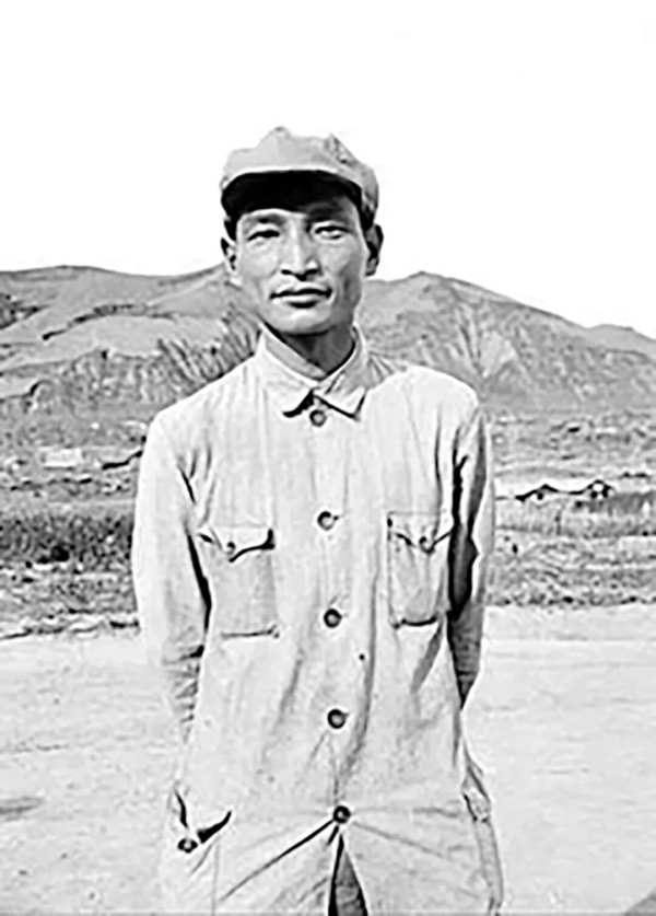 陈云三度出任中央政治局常委始末